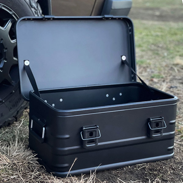 Contenedores, cajas y estuches de aluminio para almacenamiento de artículos de camping