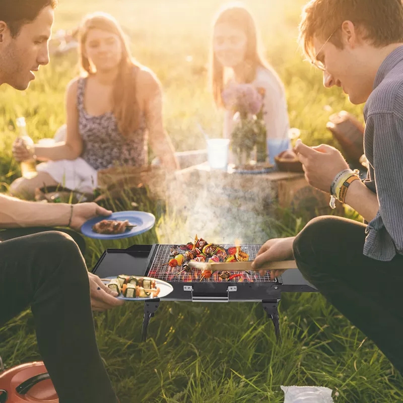 Parrilla de carbón plegable para acampar al aire libre con tablero lateral