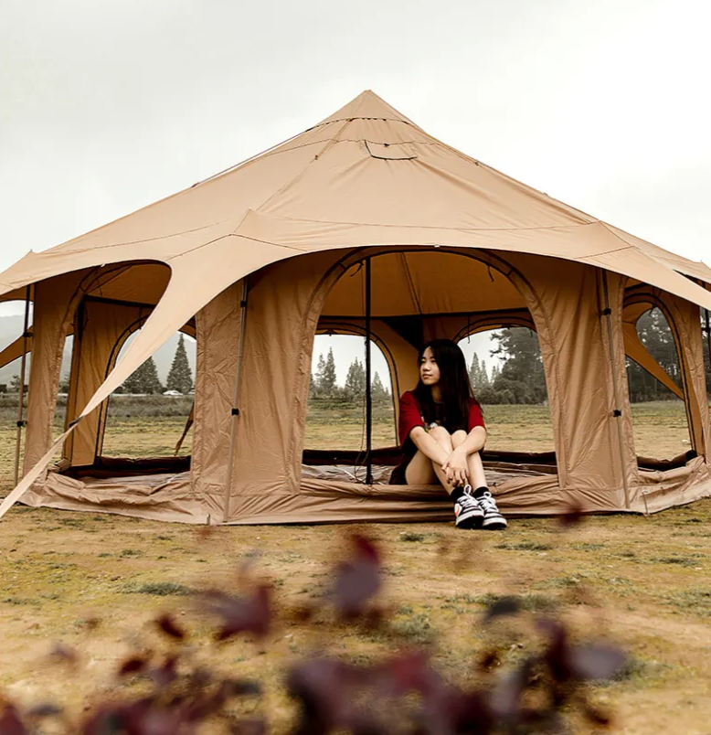 Tienda de campaña glamping tipo yurta de doble capa